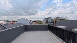 Hillside Drive (D19), Terrace #592514021